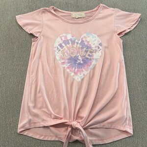 BOGO🥳 btween love front tie knot tee